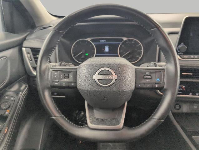 2025 Nissan Rogue — detail view